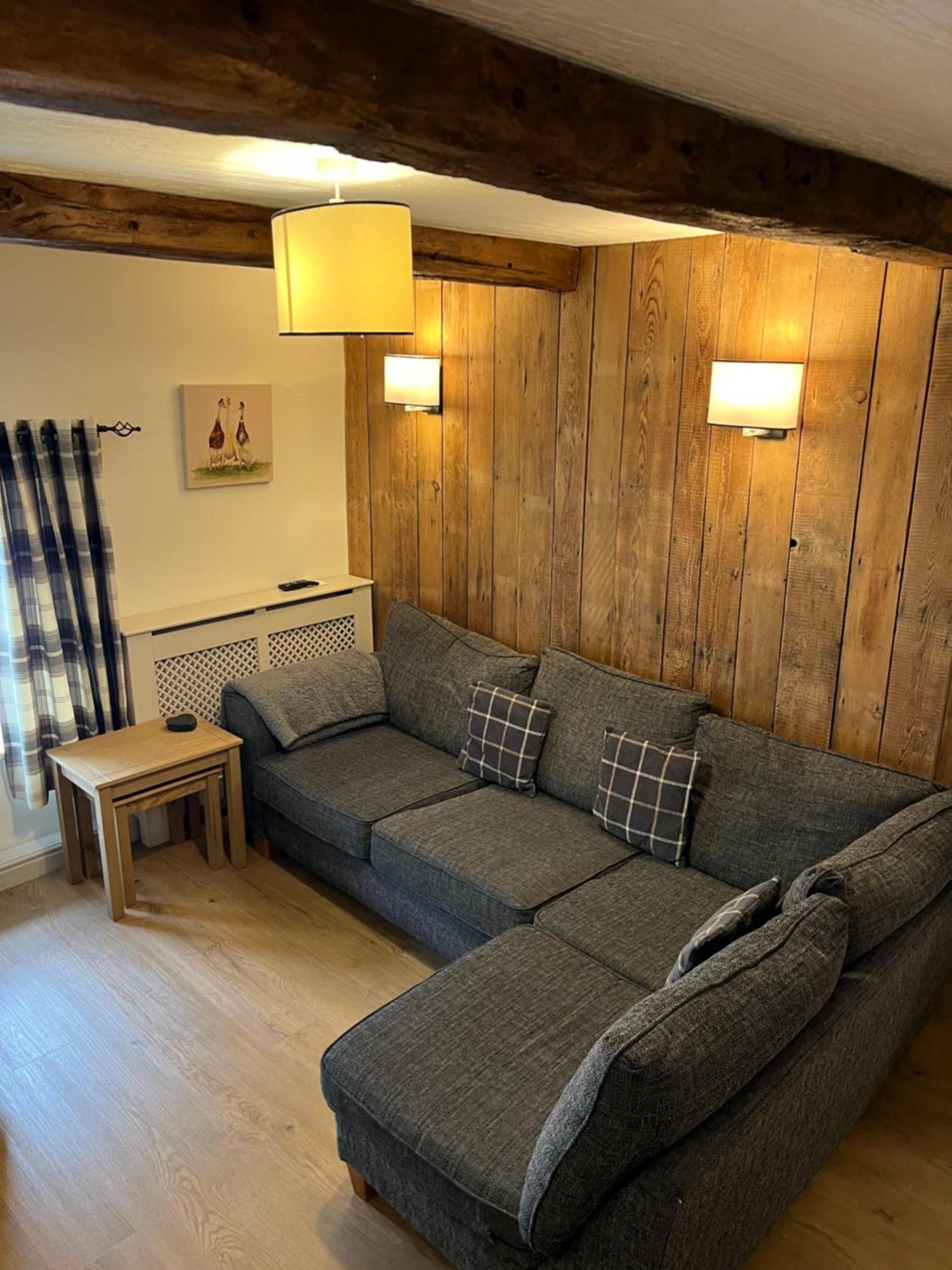 The Old Hay Loft Apartment Kirkby Lonsdale Exterior photo